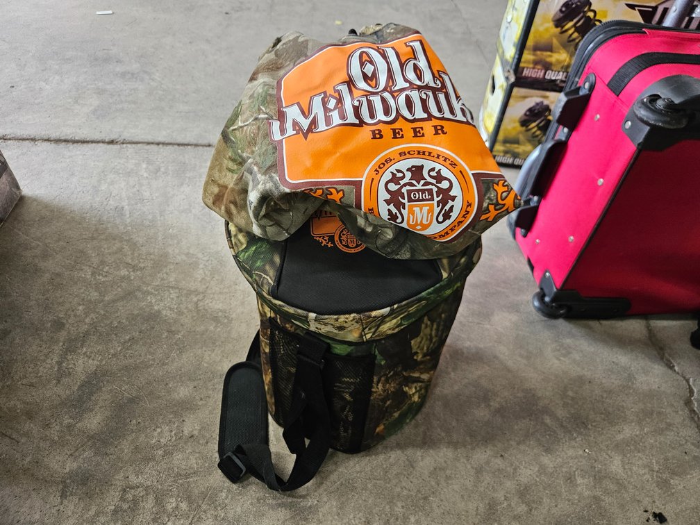 Old Milwaukee Cooler & Sweatshirt