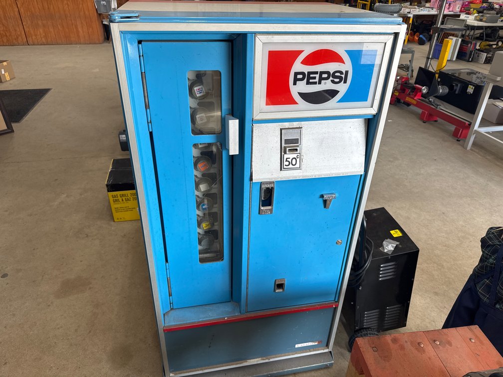 Pepsi-Cola 50 Cent Pop Machine