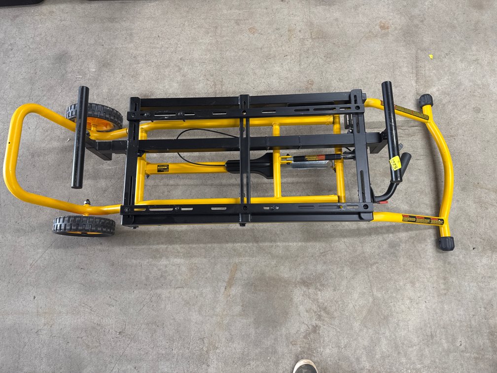 DeWalt DWX726 Rolling Miter Saw Stand
