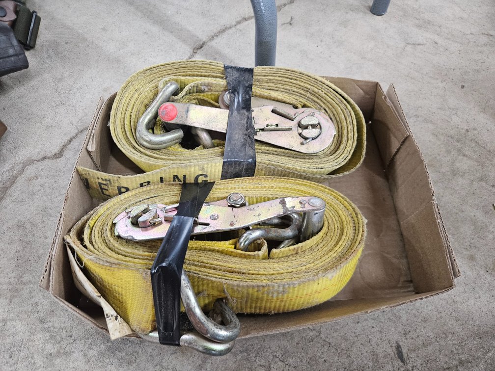 2 HD Ratchet Straps