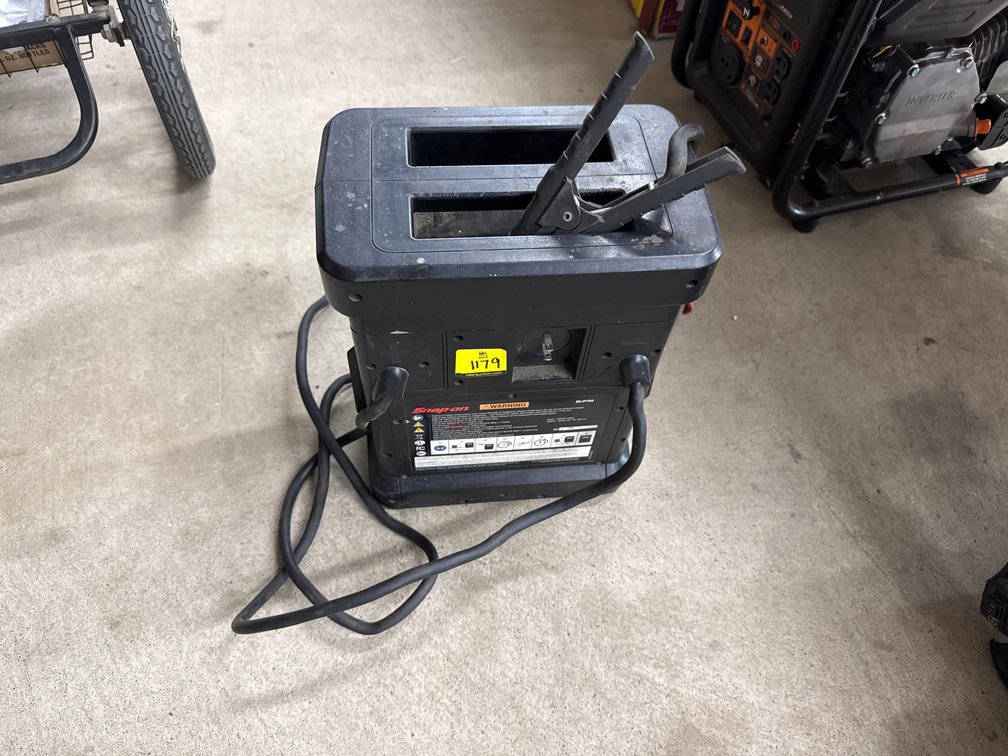 Snap-On Digital Battery Charger