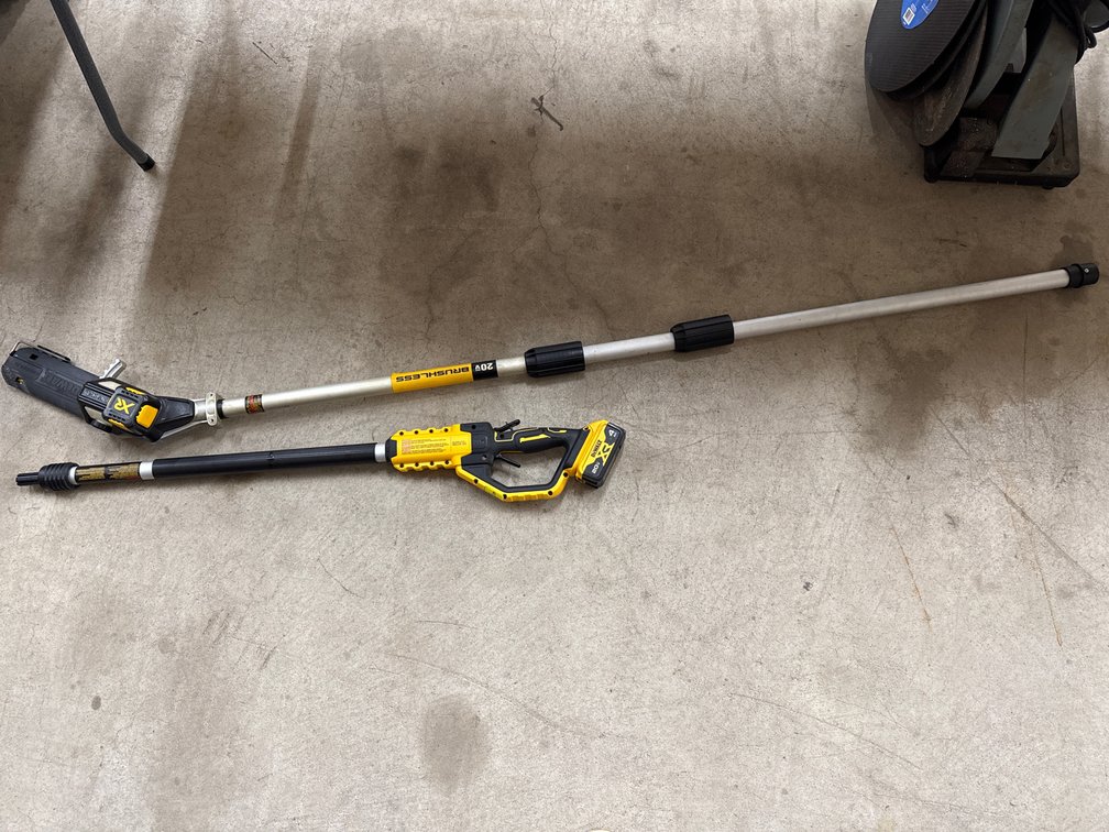 20V DeWalt Pole saw