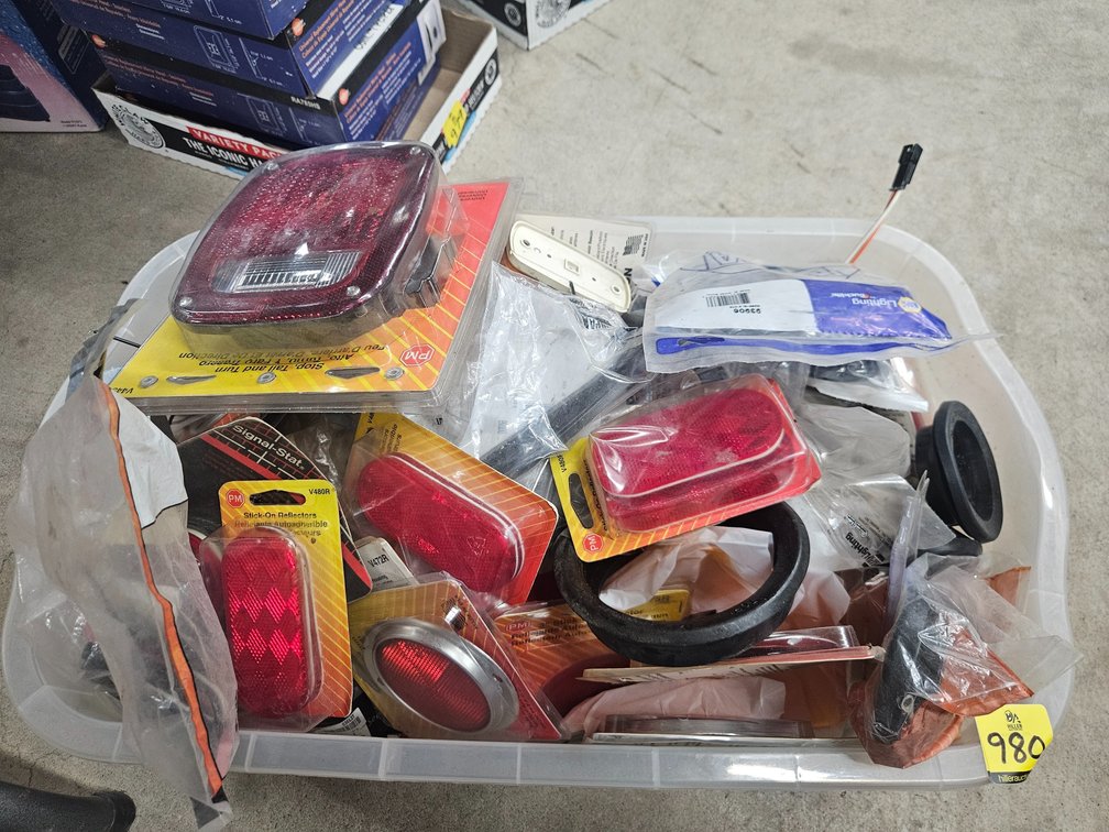 Assorted Trailer Lights