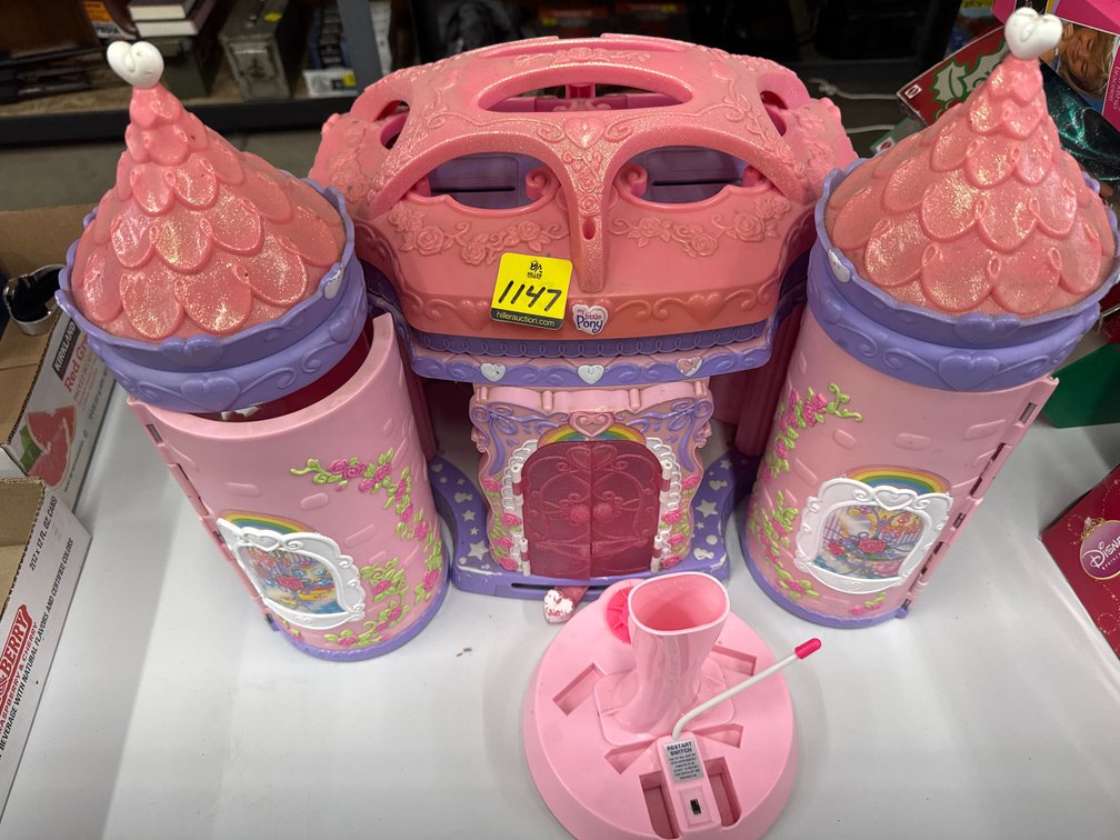 My Little Pony Castle