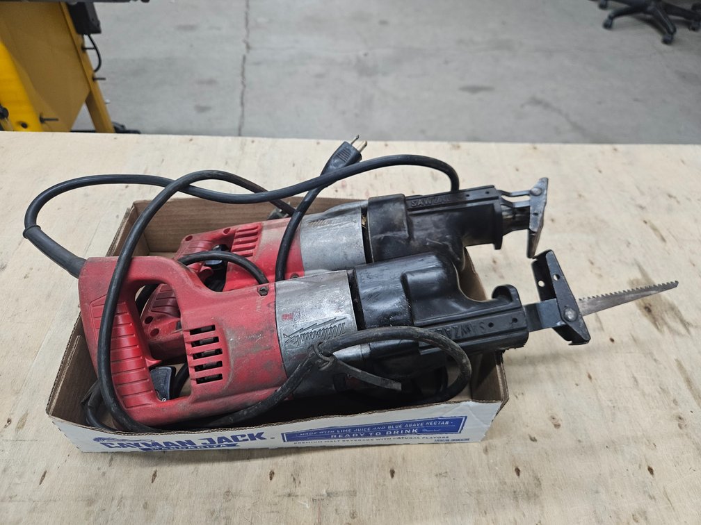 2 Milwaukee Sawzalls