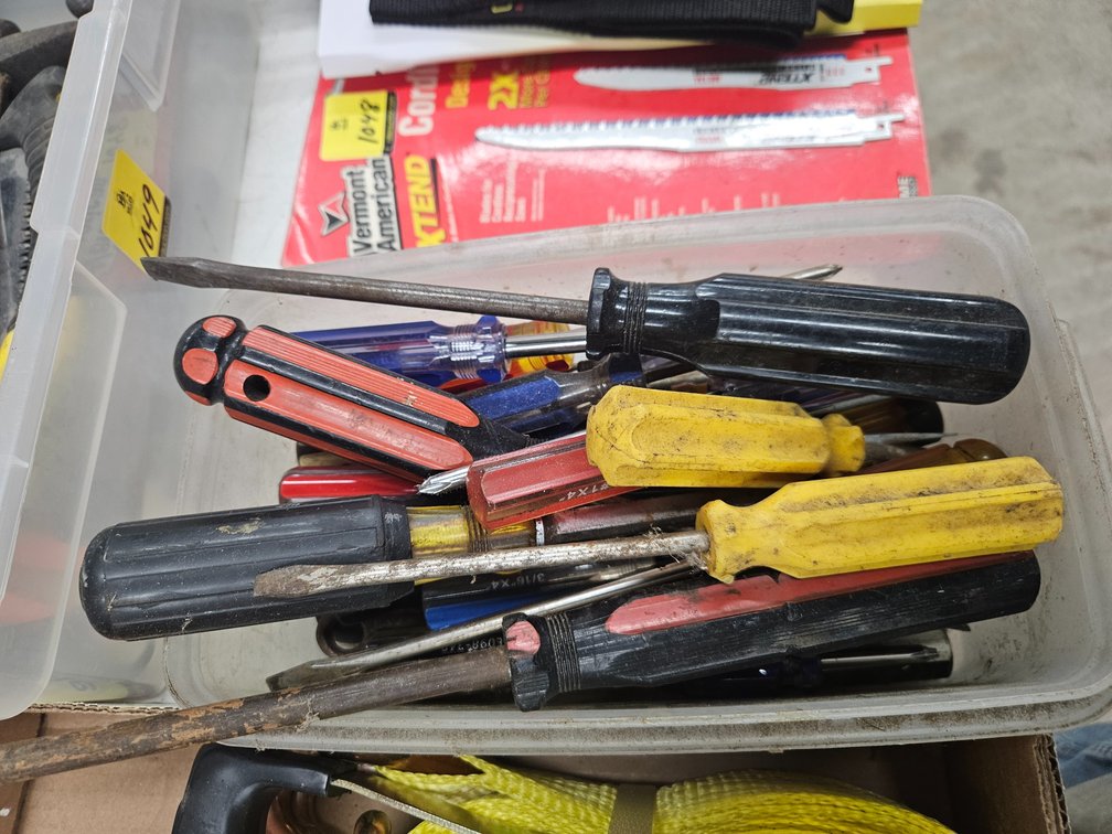 Assorted Screw Drivers