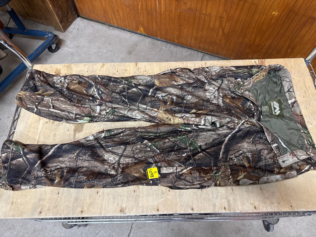 Medalist Medium Camo Pants
