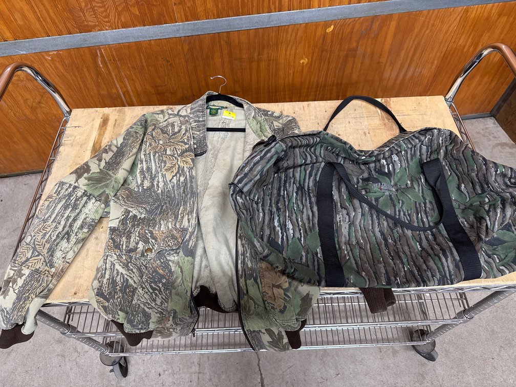 Cabela's Light Weight Camo Jacket & Duffle Bag