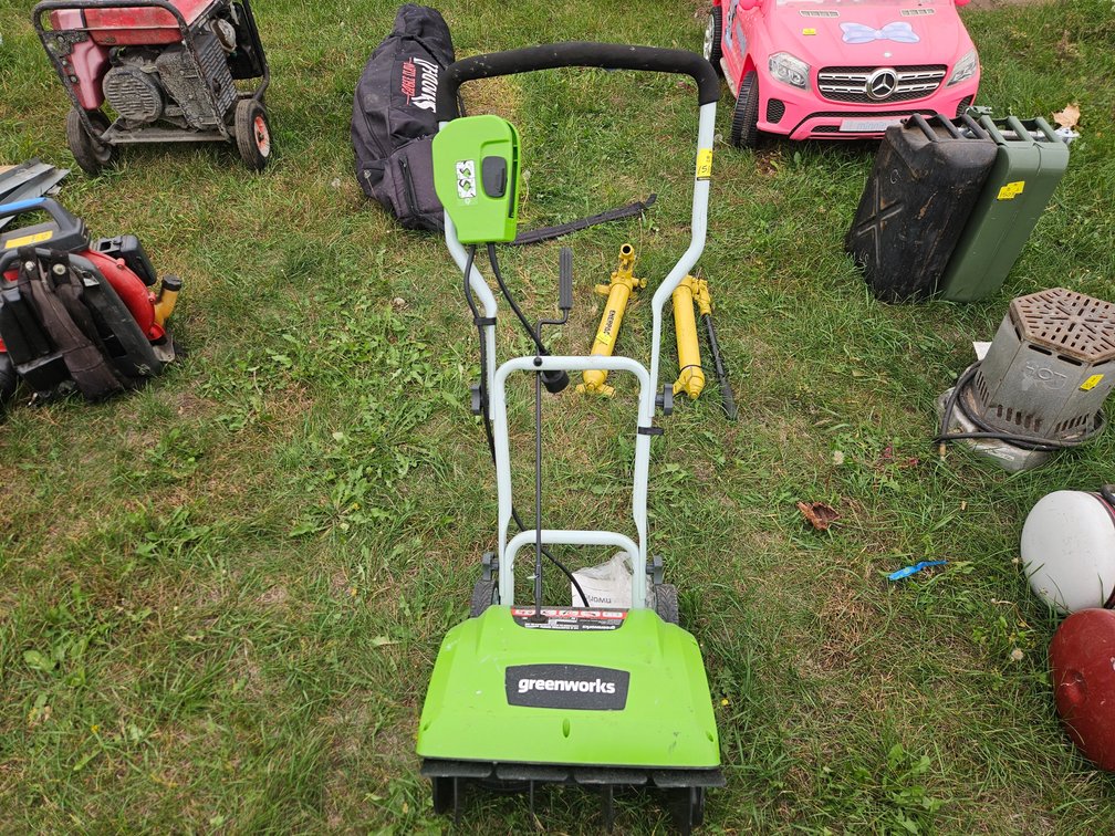 Green Works Snow Shovel