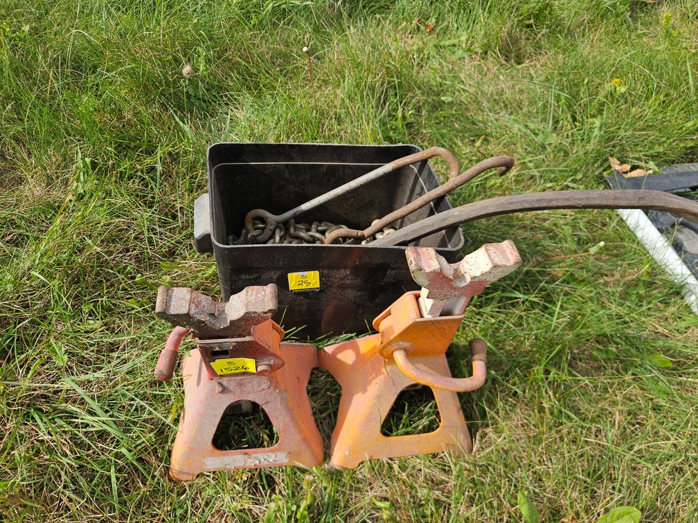2 Jack Stands, Chain Crow Bar
