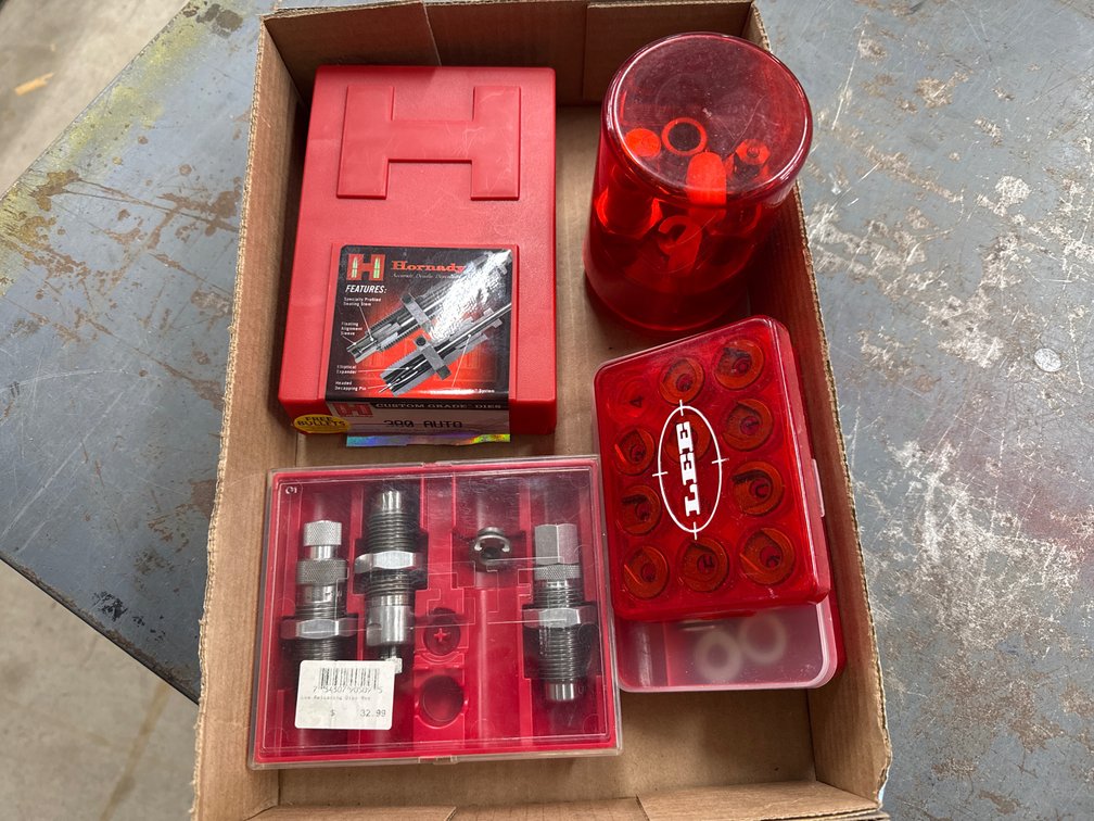 Lee 9mm, .203 Reloading Dies