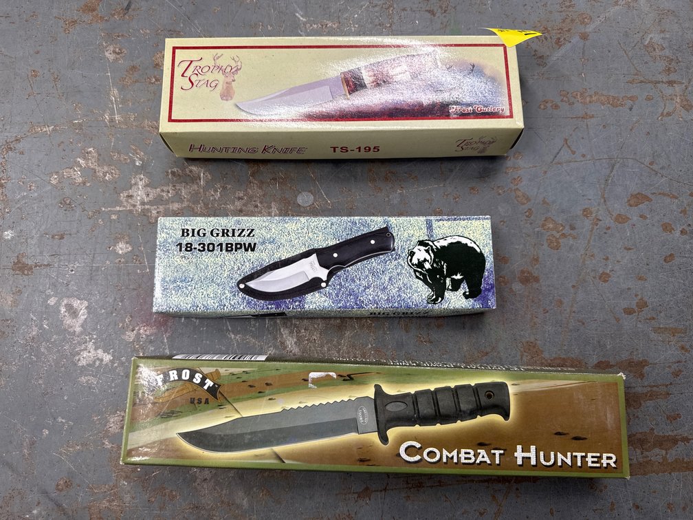 3 Knives
