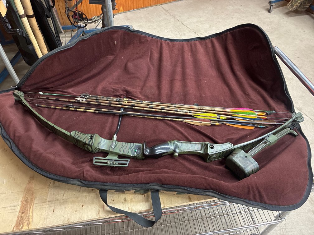 Bear Compound Bow