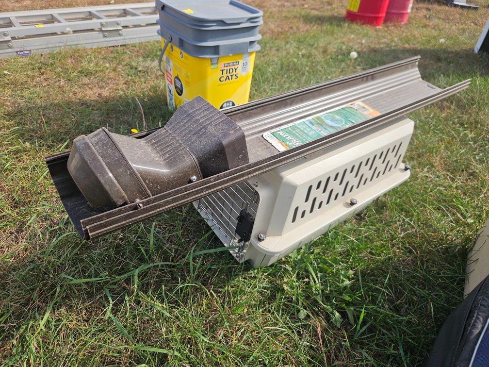 Small Pet Carrier, Down Spout Extender