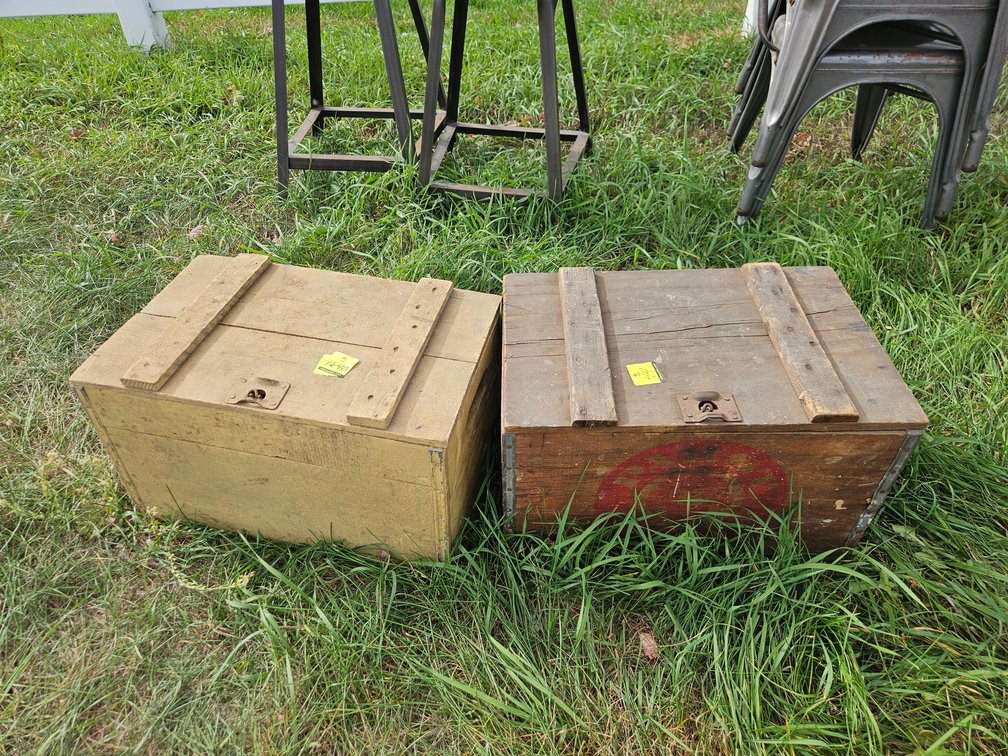 1 Pabst R Milwaukee Wooden Box, Other Box