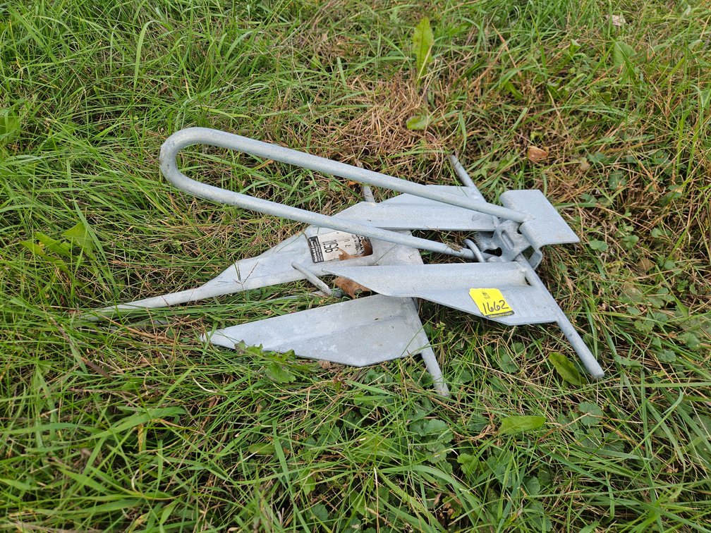 2 Hook Anchors