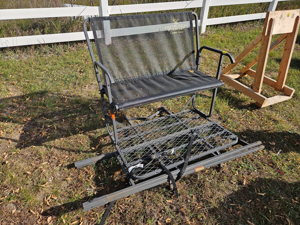 Rivers Edge 2 Person Tree Stand