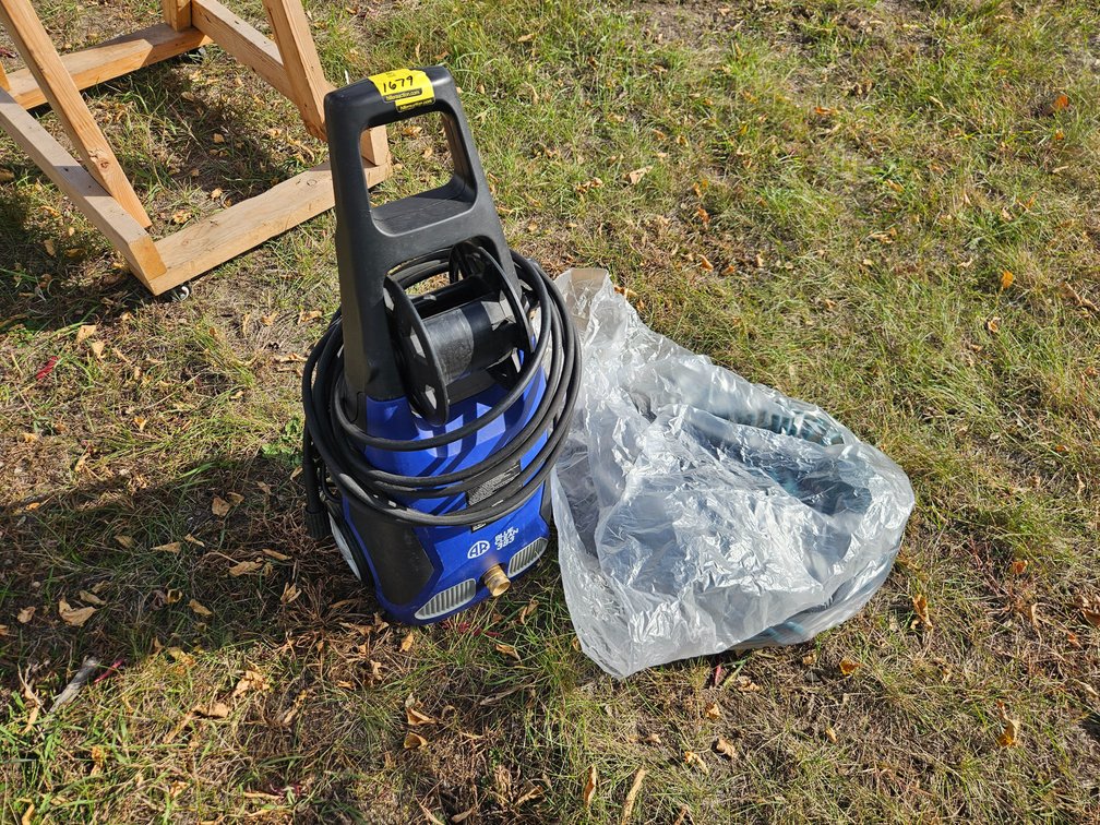 Blue Clean 383 Pressure Washer