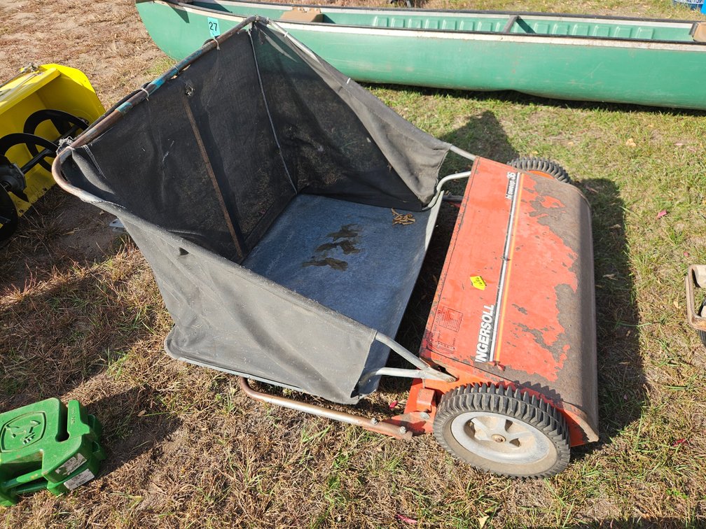 38" Lawn Sweep