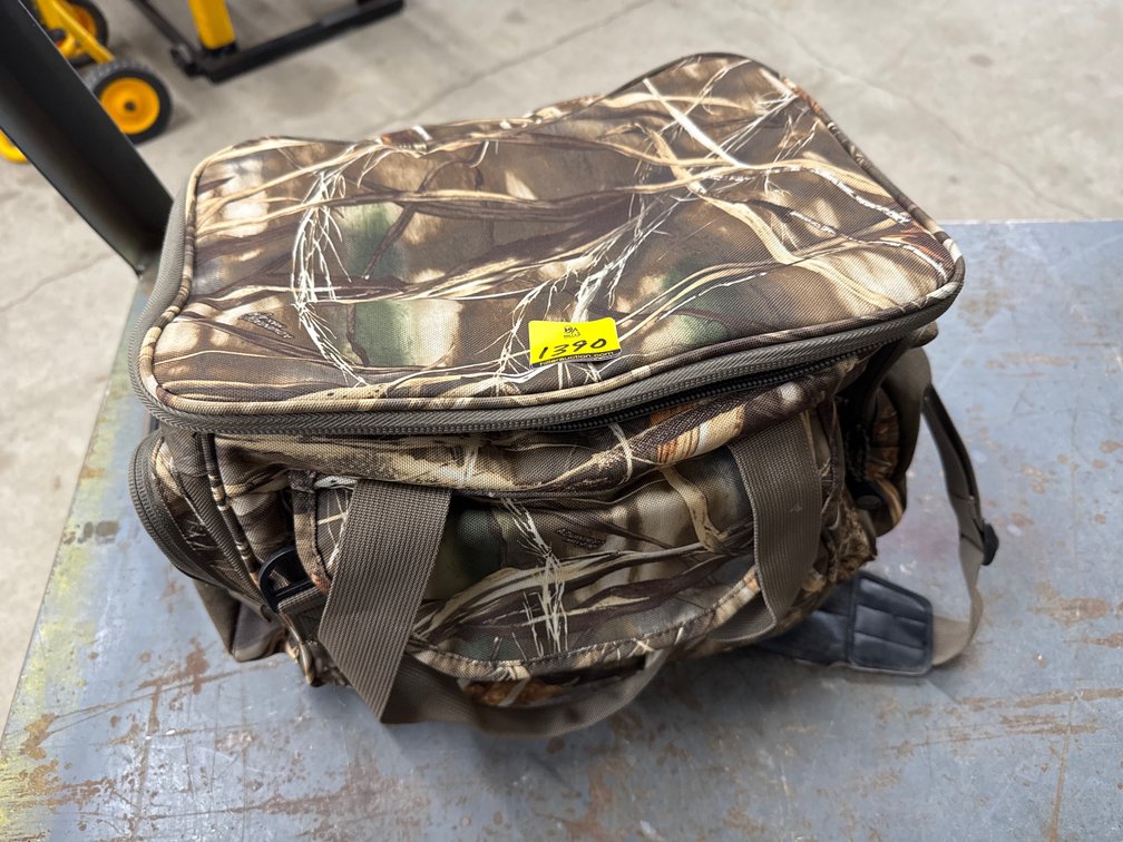 Guide Series Camo Bag