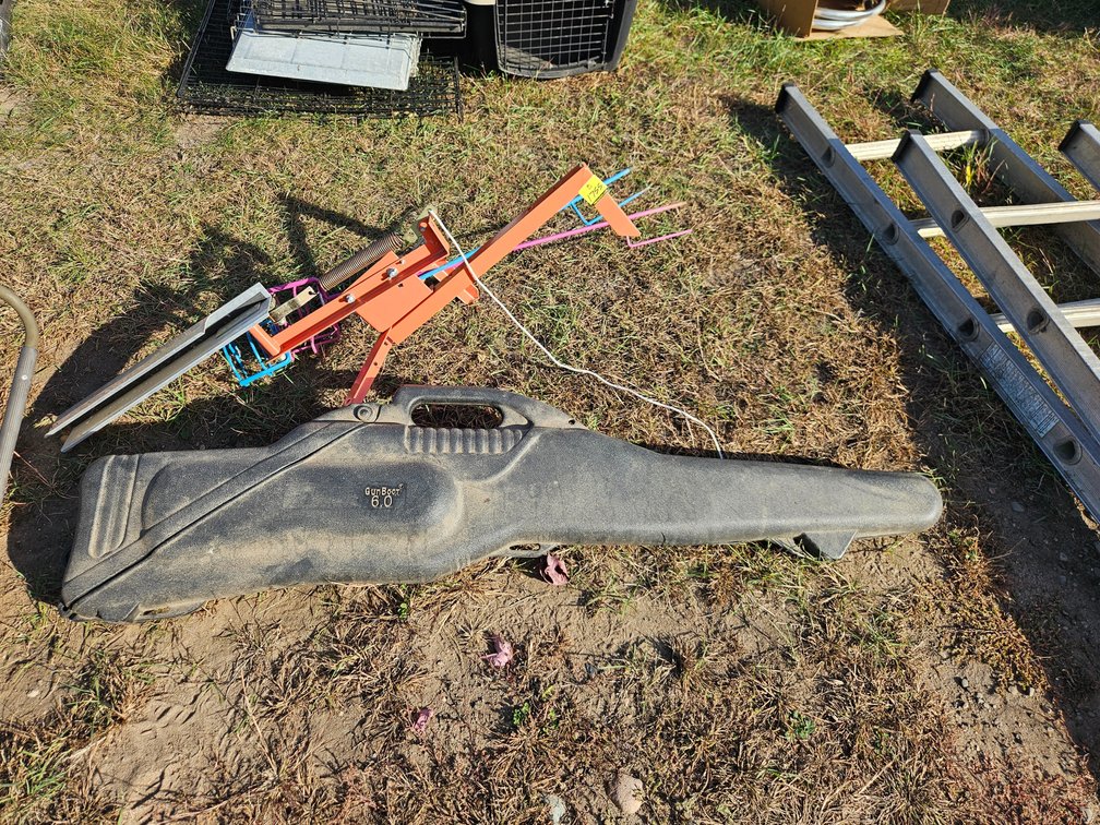 Plastic ATV Gun Case, Pigeon Thrower