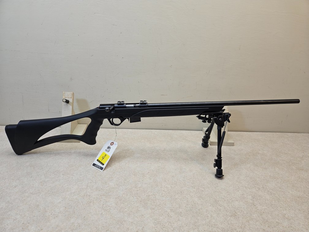 Mossberg INT'L 817 SN# HM13897352 .17HMR