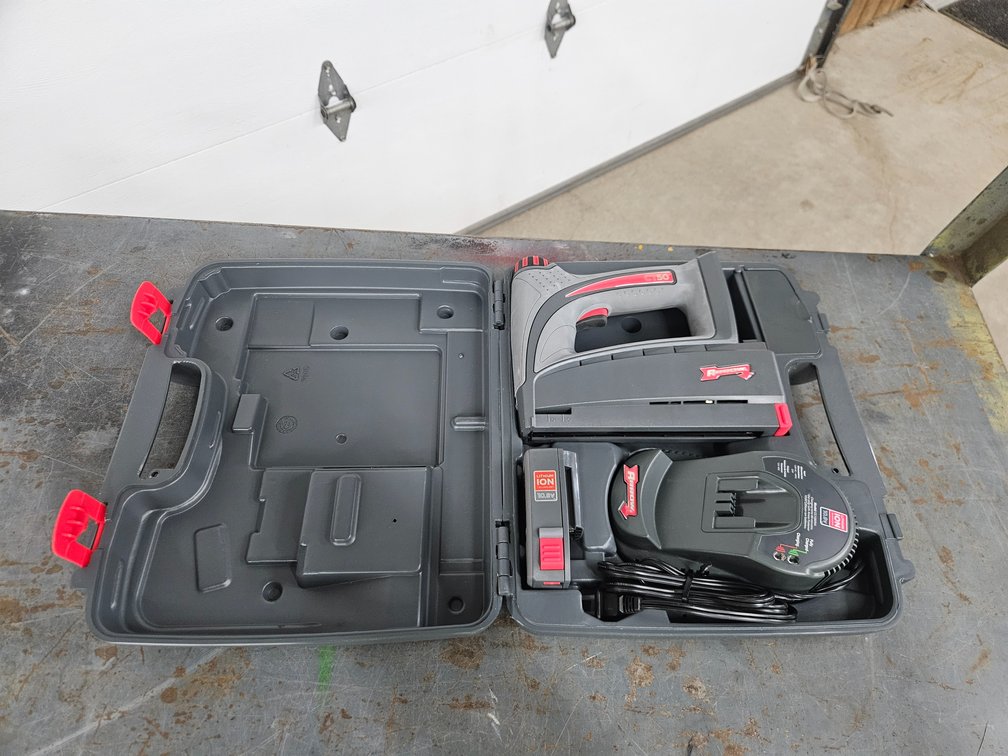 Arrow battery powered staple gun