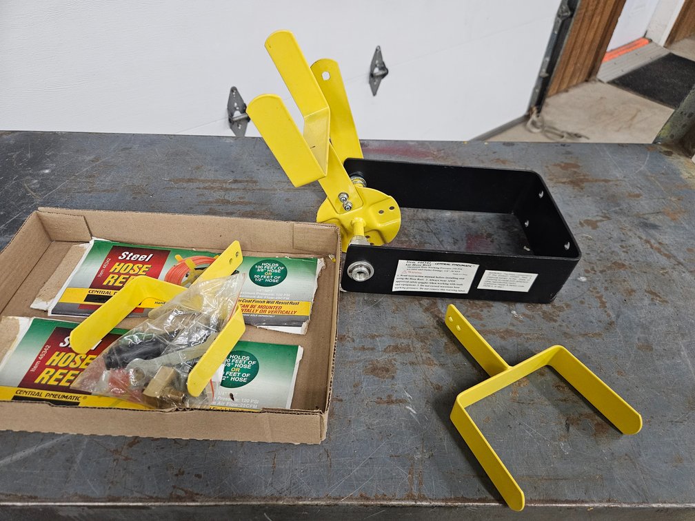 1 Steel hose reels
