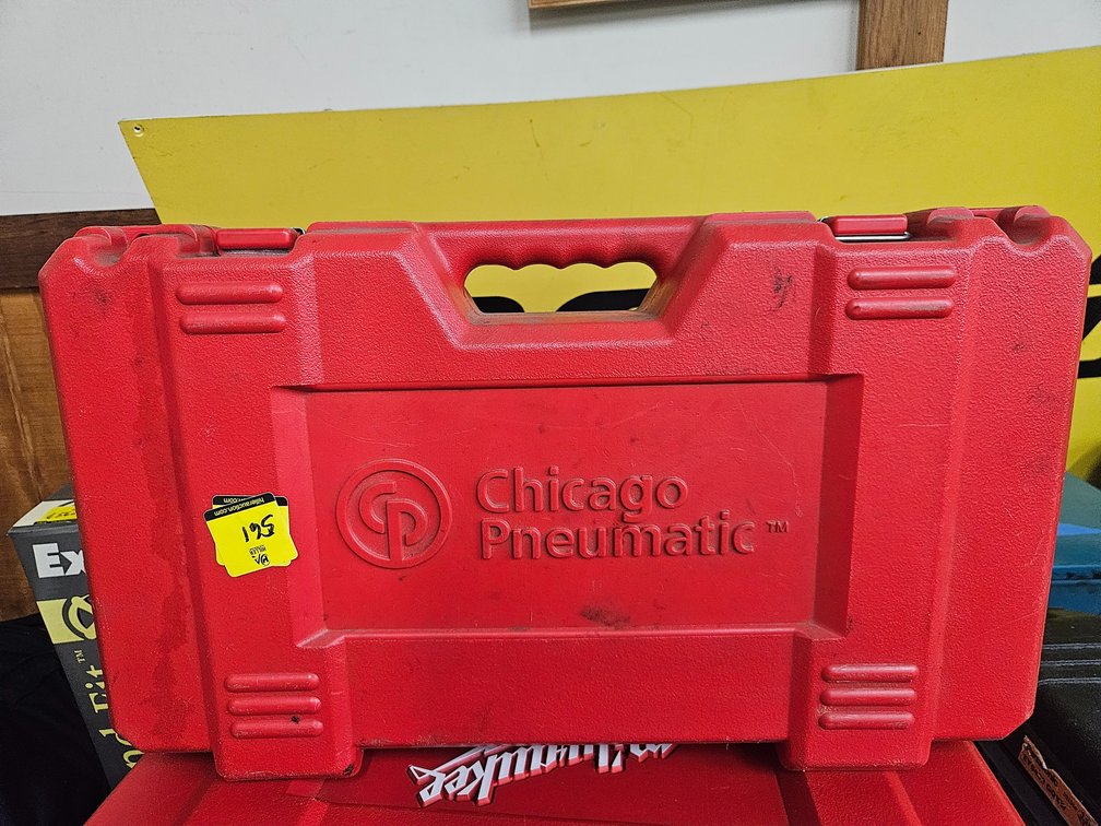 Chicago Pneumatic 3/8" drive impact