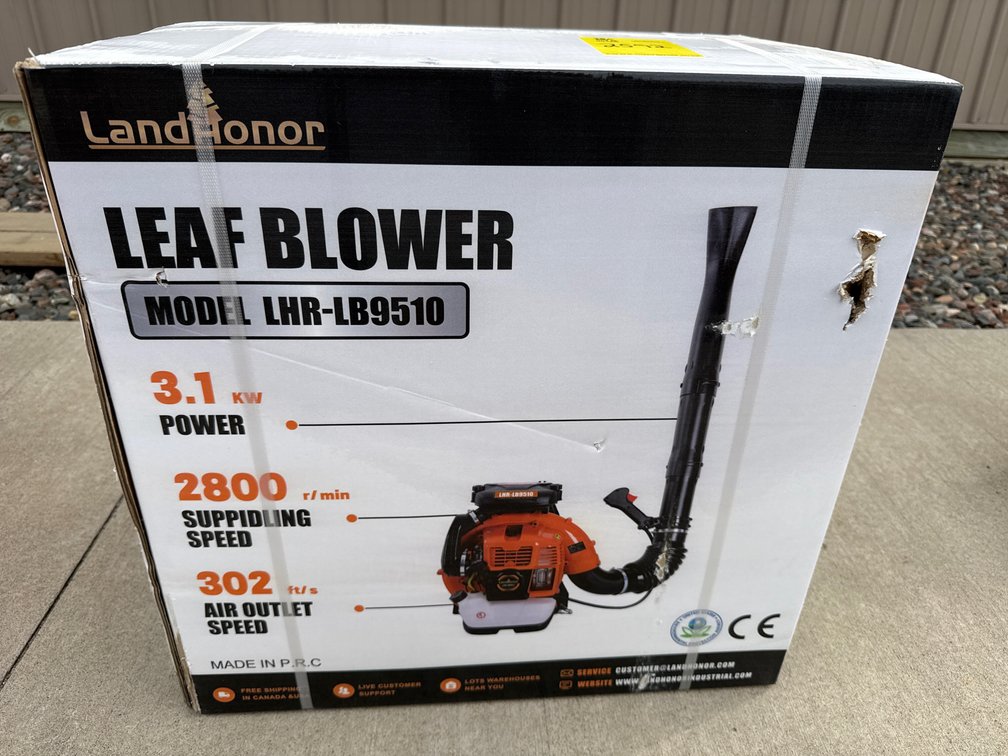 Gas powered backpack blower