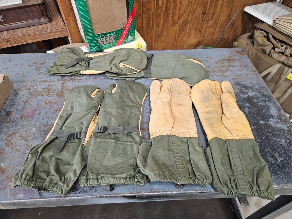 3 Pair leather/canvas working mittens