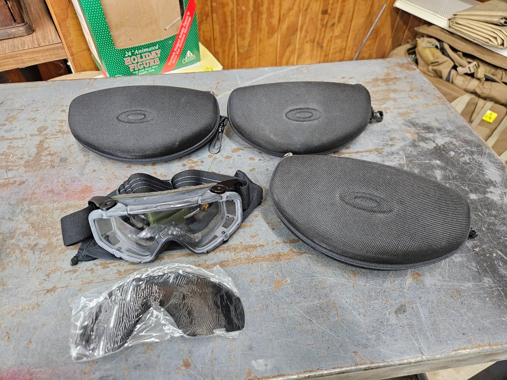 3 Oakley tactical goggles in cases