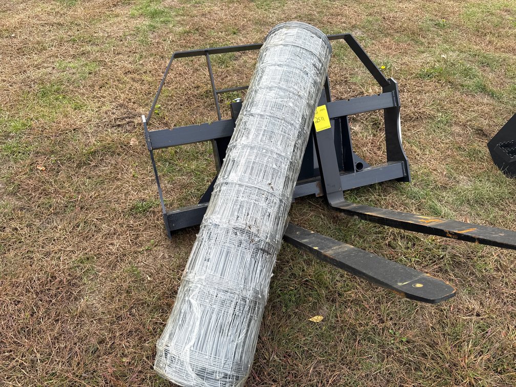 4'x330' roll of fence