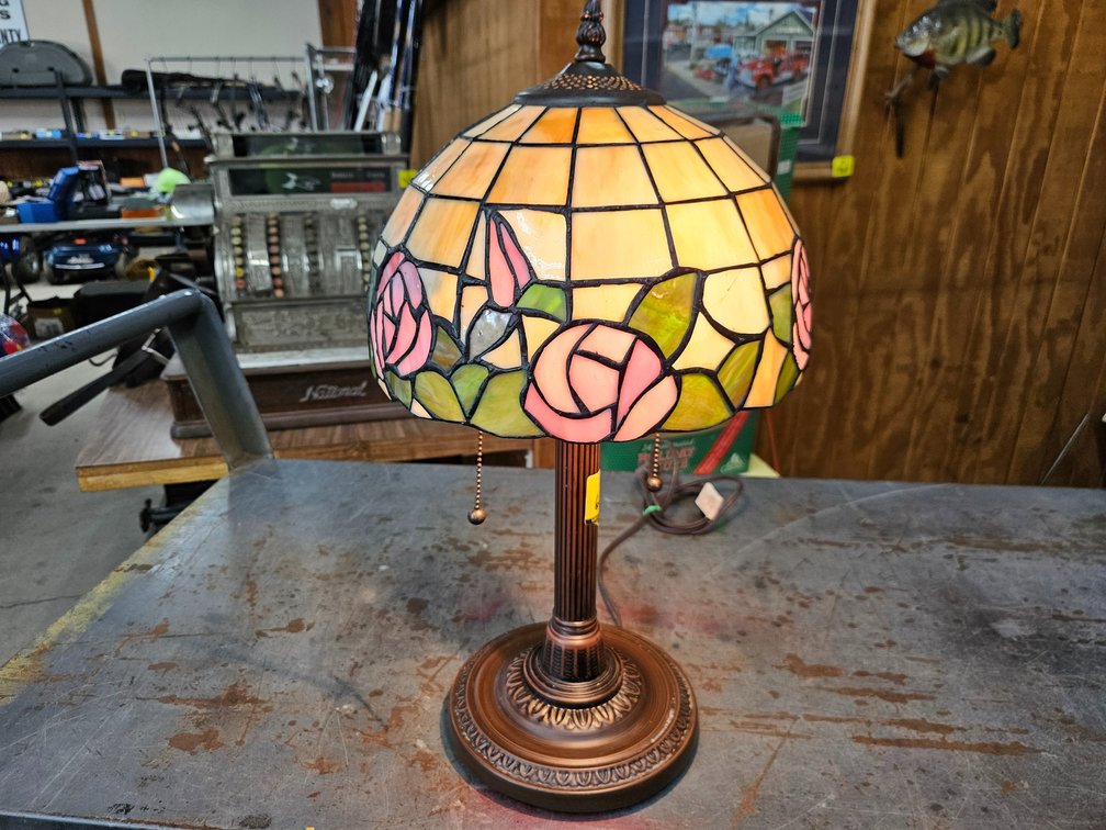 Stained glass lamp