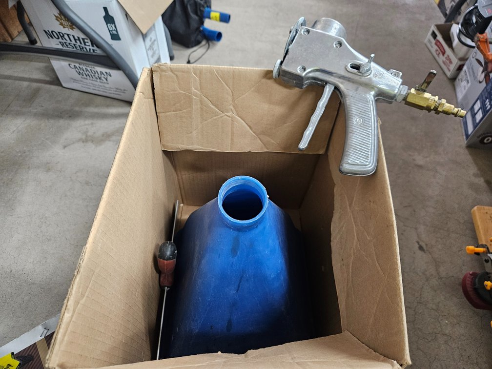 Texture Mate drywall hopper gun