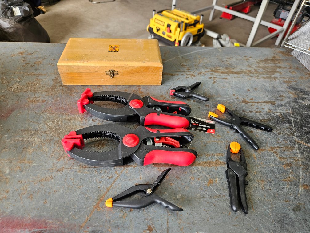 X-Acto knife set, 6 clamps