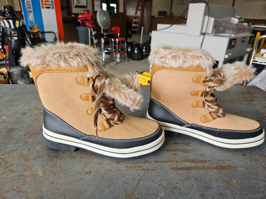 Kids winter boots