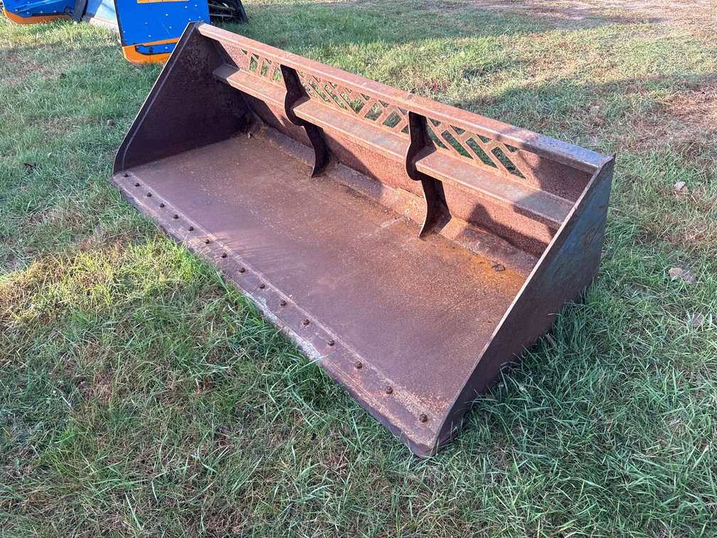 96" Virnig Snow Bucket