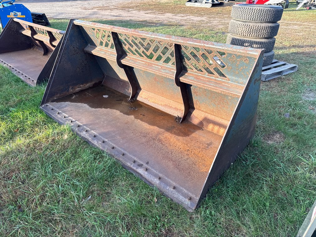 96" Virnig Hi Capacity Snow Bucket