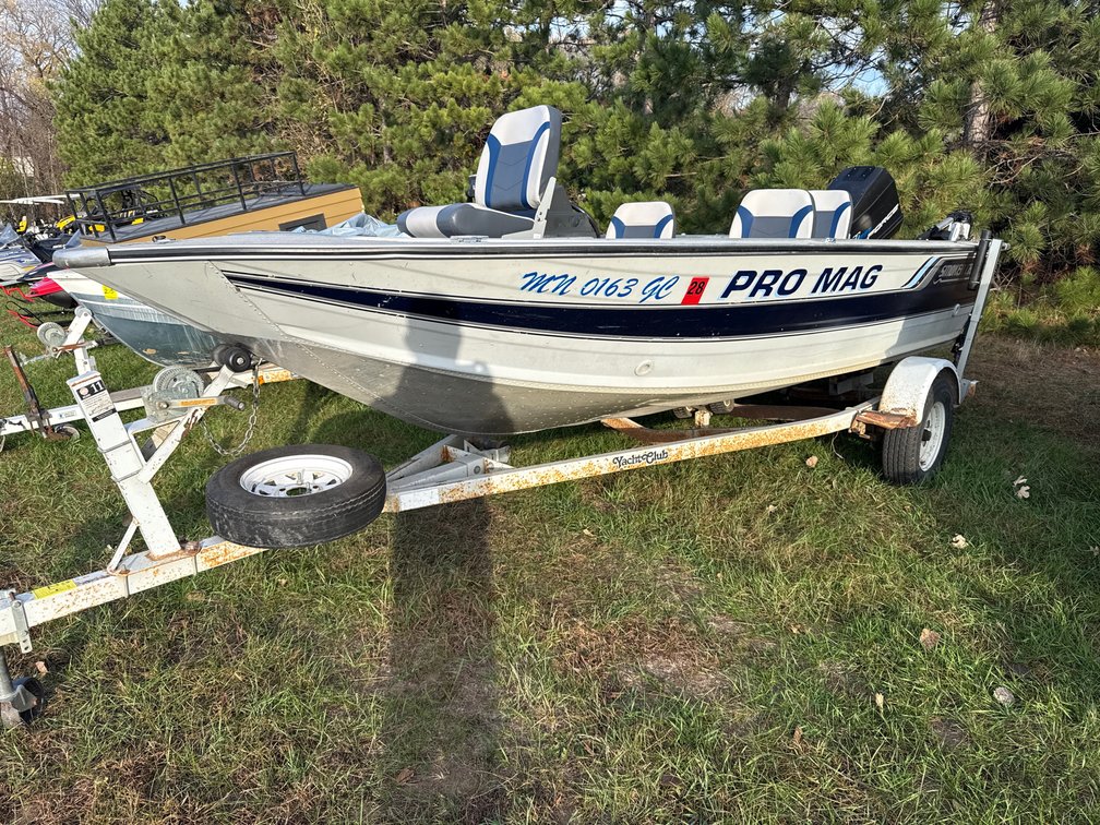 1992 Smoker Craft, 1992 YachtClub Trailer Hull#SMK92770B929
