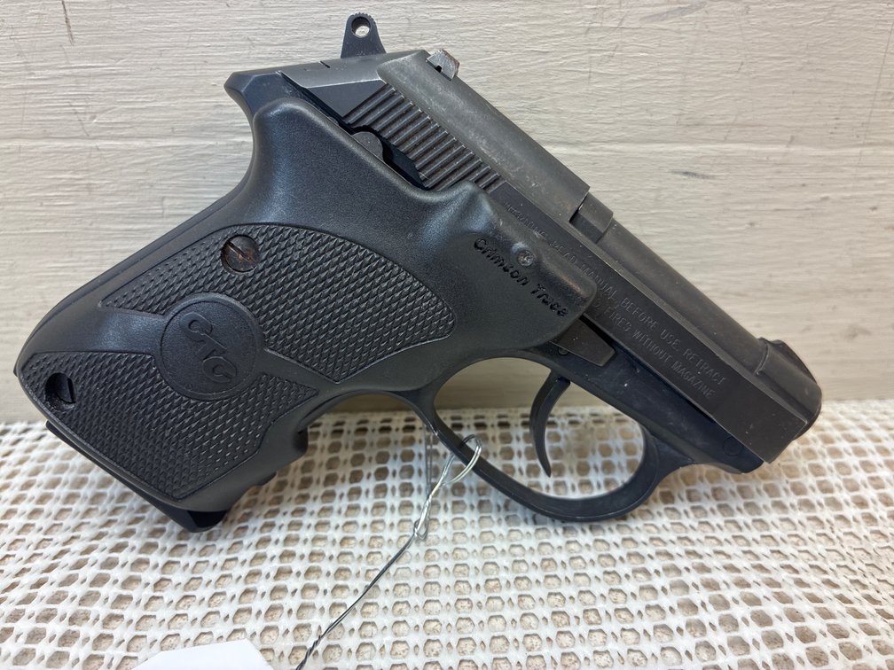 Beretta 3032 Tomcat SN# DAA447488 .32 Auto Permit Required!
