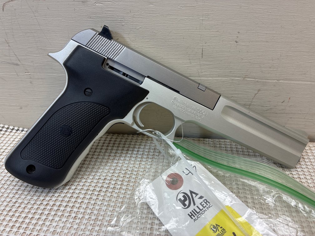 Smith & Wesson Modell 622 SN# UAE9062 .22 LR  Permit Required!