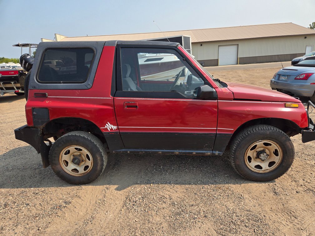 1990 Geo Tracker Vin-2CNBJ18UXL6219655