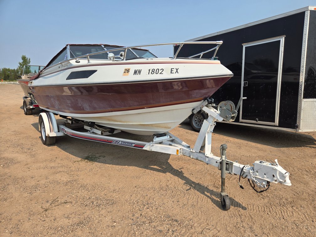 1985 FourWinns Vin- 4WNTH014C585 With Trailer
