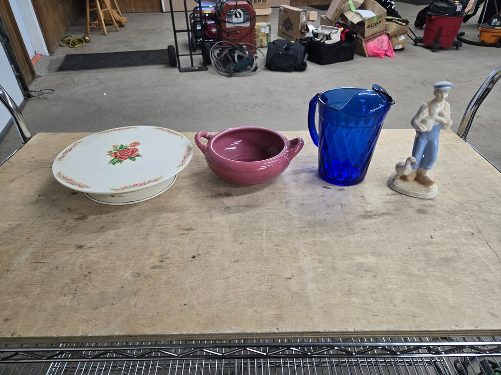 Cake pan, pitcher, bowl, and figurine