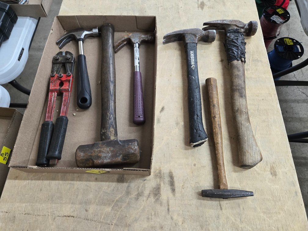 Various hammers and 1 bolt cutter