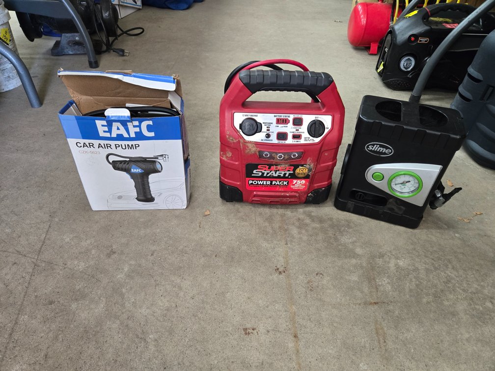 Car air pump, power pack, car air compressor