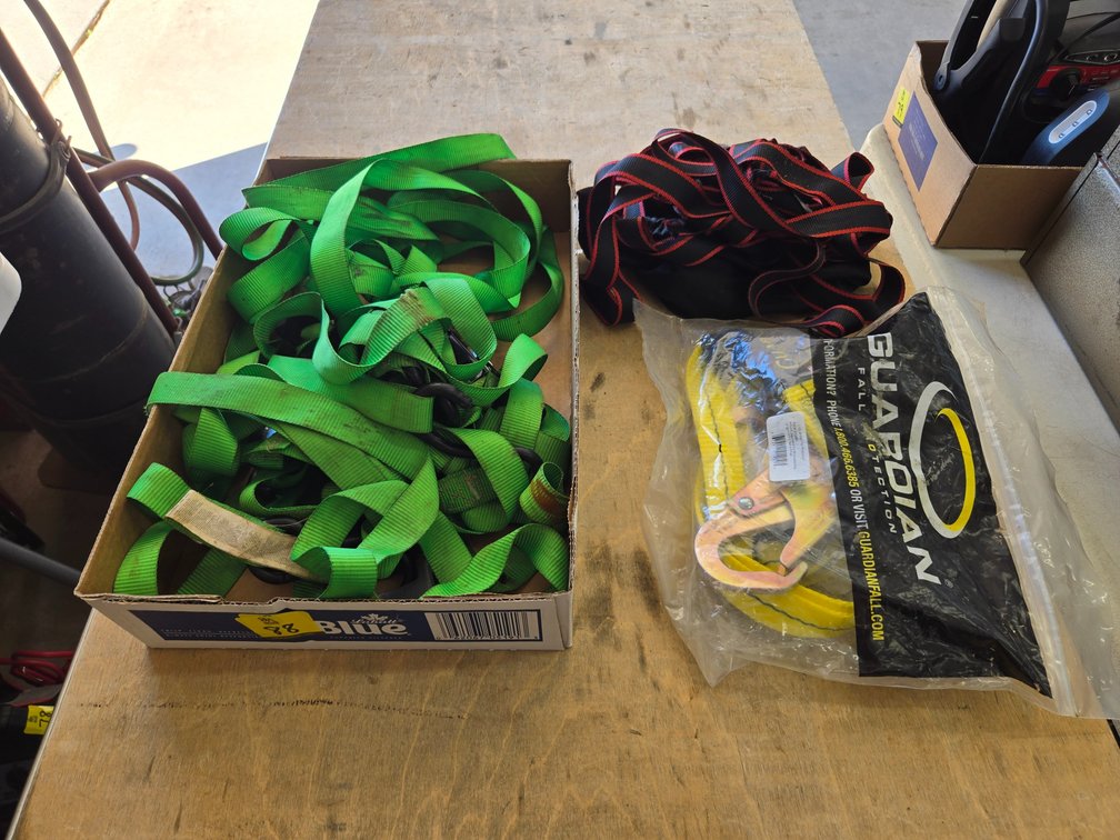 Various rachet straps