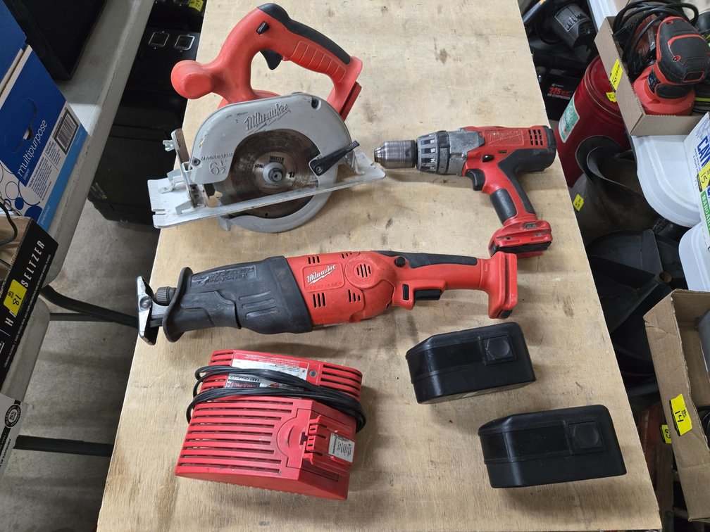 Milwaukee circular saw, Sawzall, drill/driver