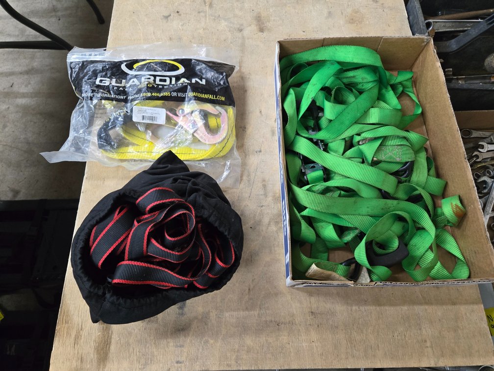 Various rachet straps